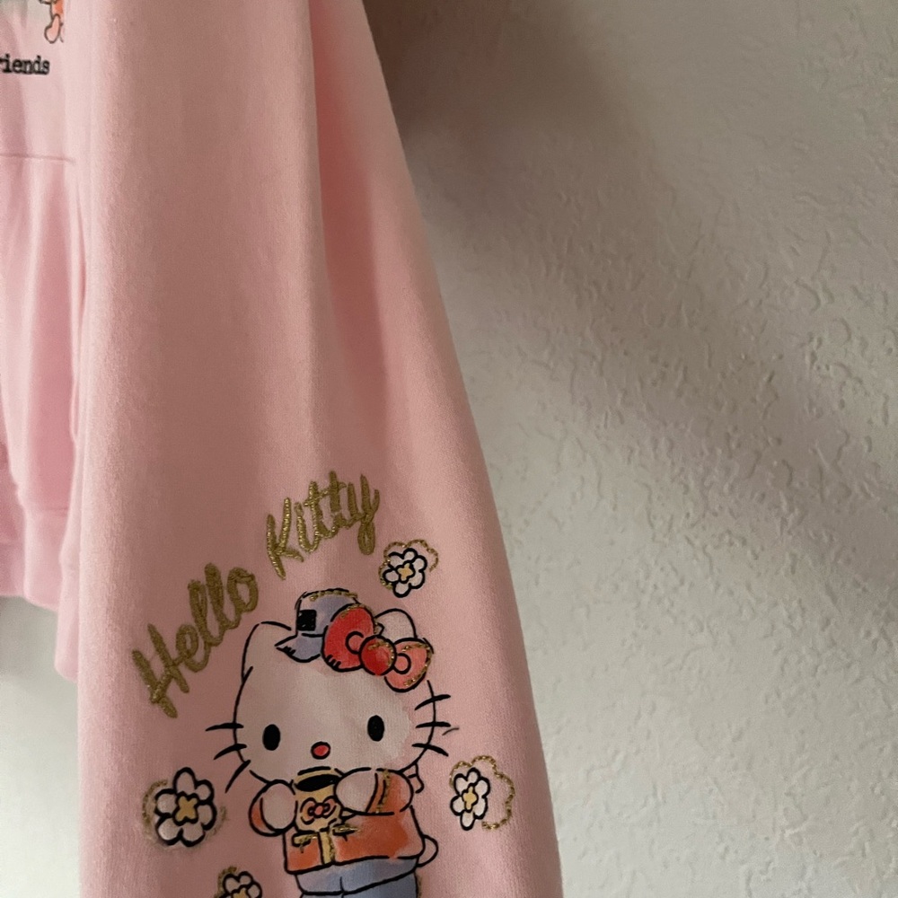 Hello Kitty Hoodie - Picture 3 of 3
